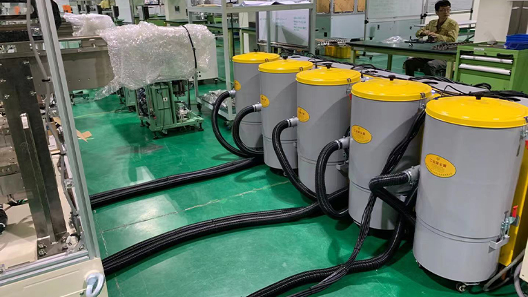 工業吸塵器在工業化工生產中的運（yùn）用
