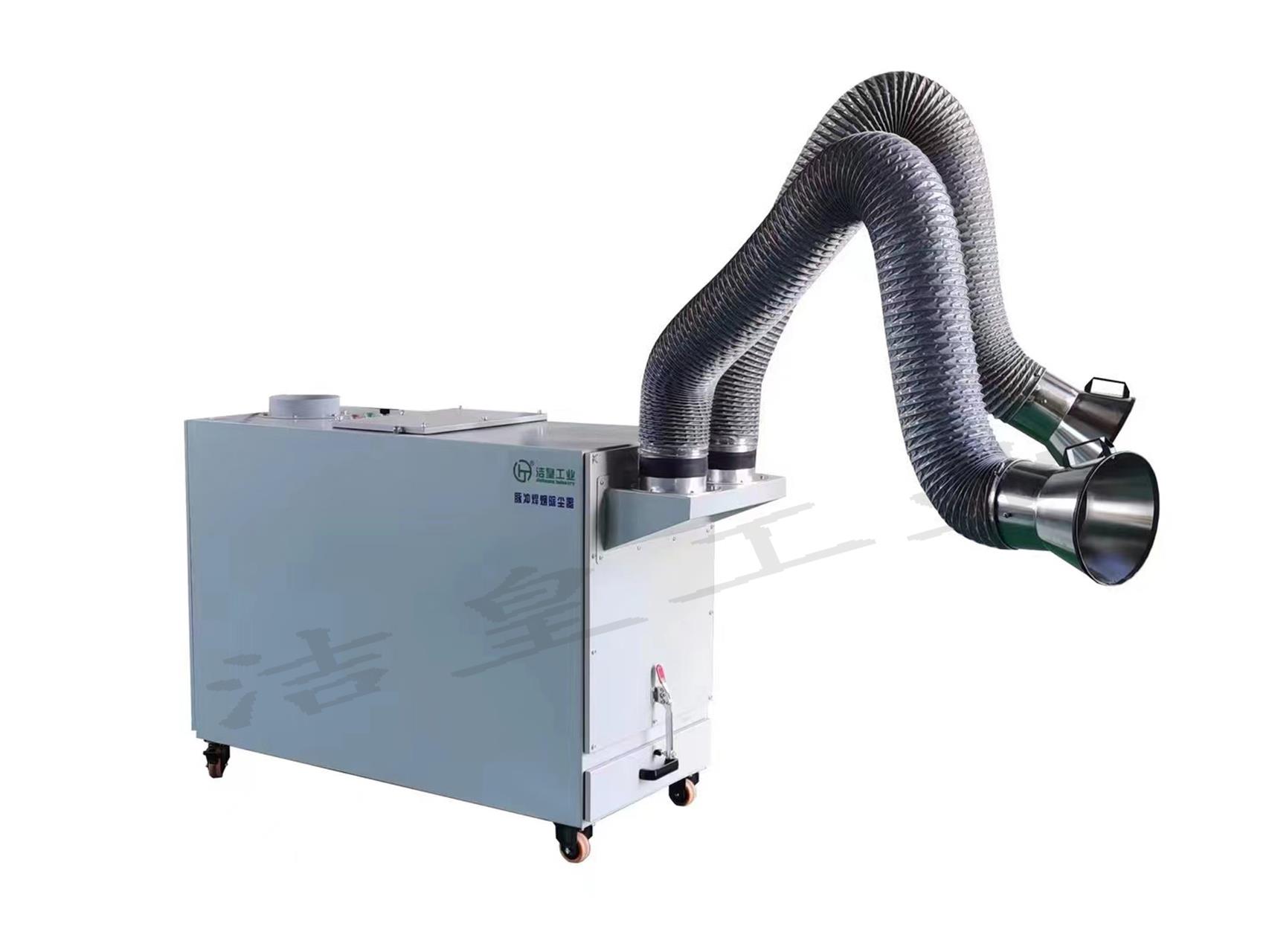 無錫客（kè）戶定製（zhì）的（de）5套脈（mò）衝焊煙除塵器走一車——潔（jié）皇工業